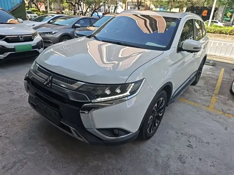Mitsubishi Outlander, 2019