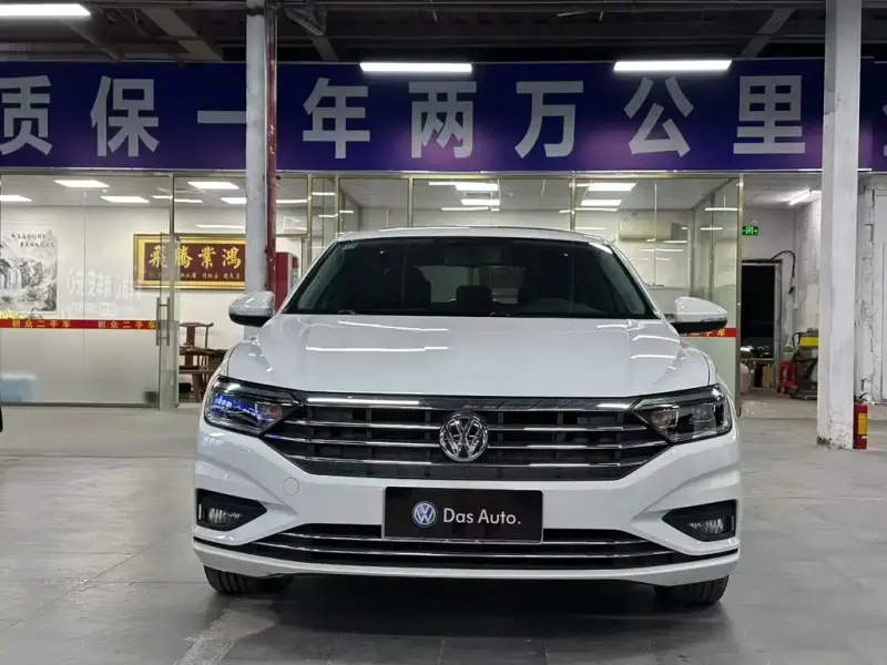 Volkswagen Sagitar, 2020