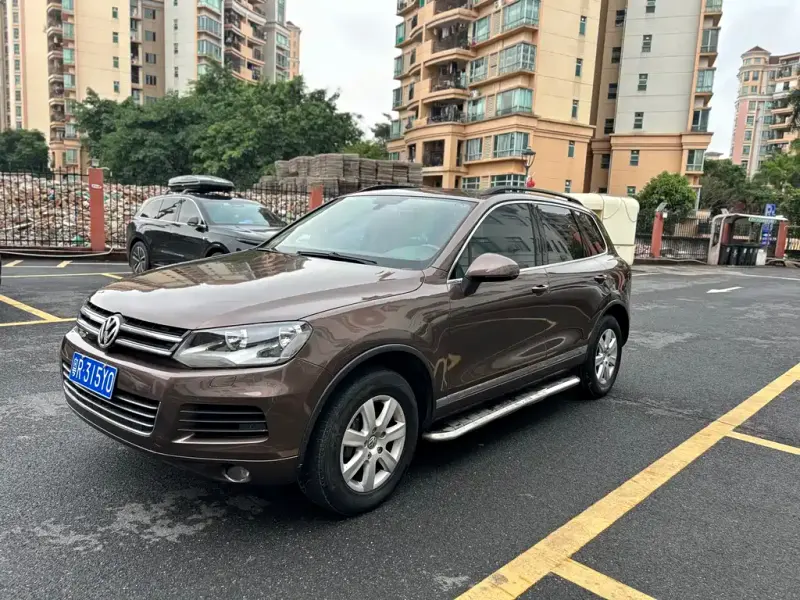 Volkswagen Touareg, 2012