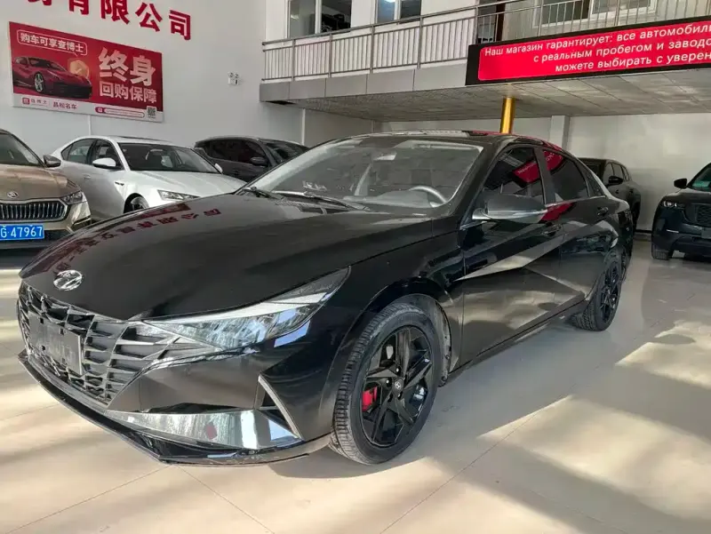 Hyundai Elantra, 2023
