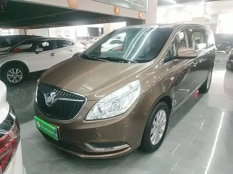 Buick GL8, 2019