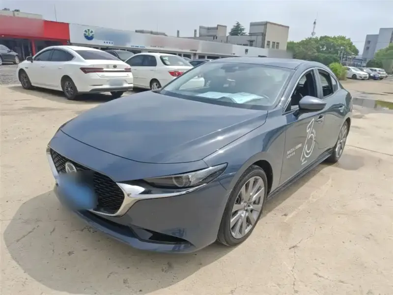 Mazda 3 Axela, 2024