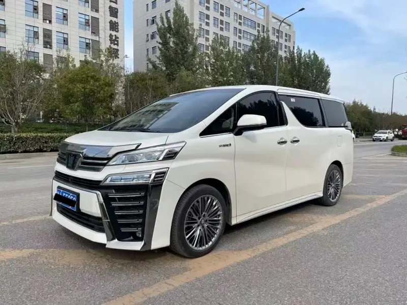Toyota Vellfire, 2022