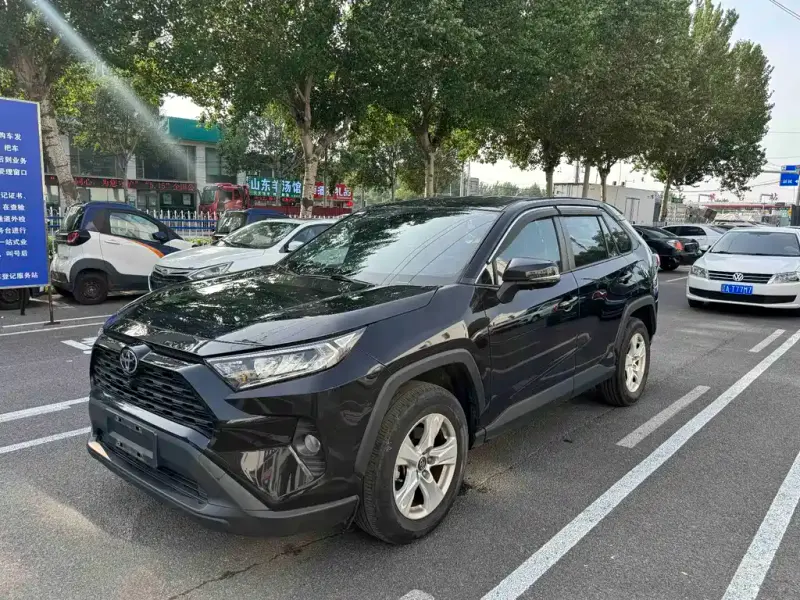 Toyota RAV4, 2022