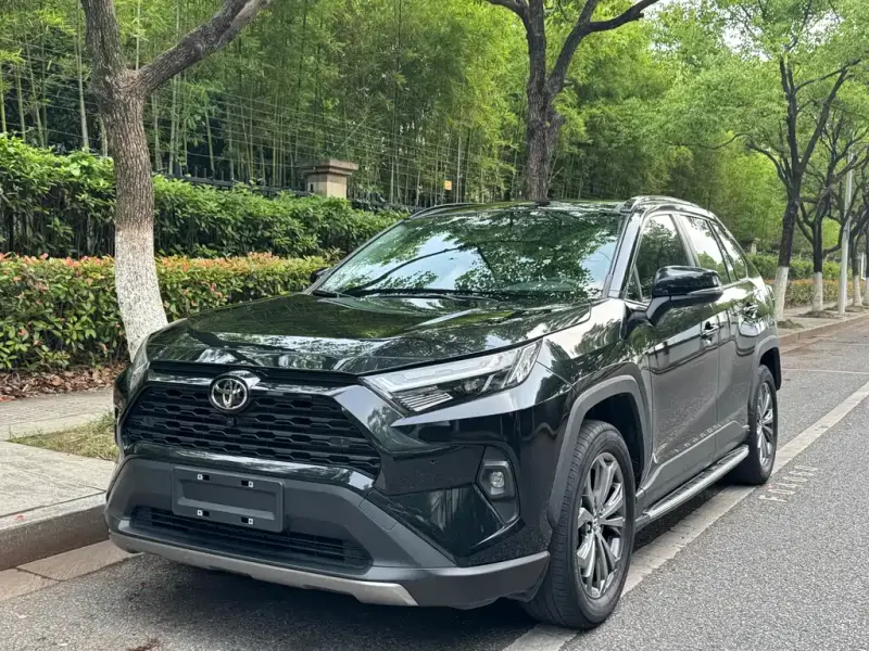 Toyota RAV4, 2024