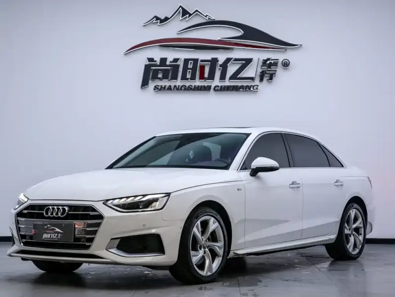 Audi A4L, 2021