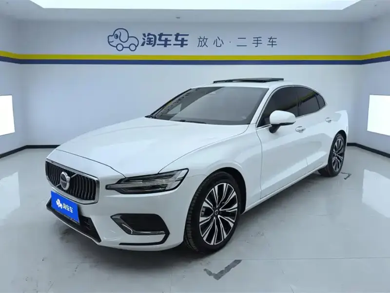 Volvo S60, 2024