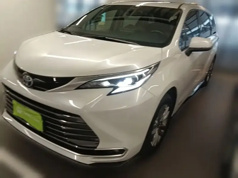 Toyota Sienna, 2022