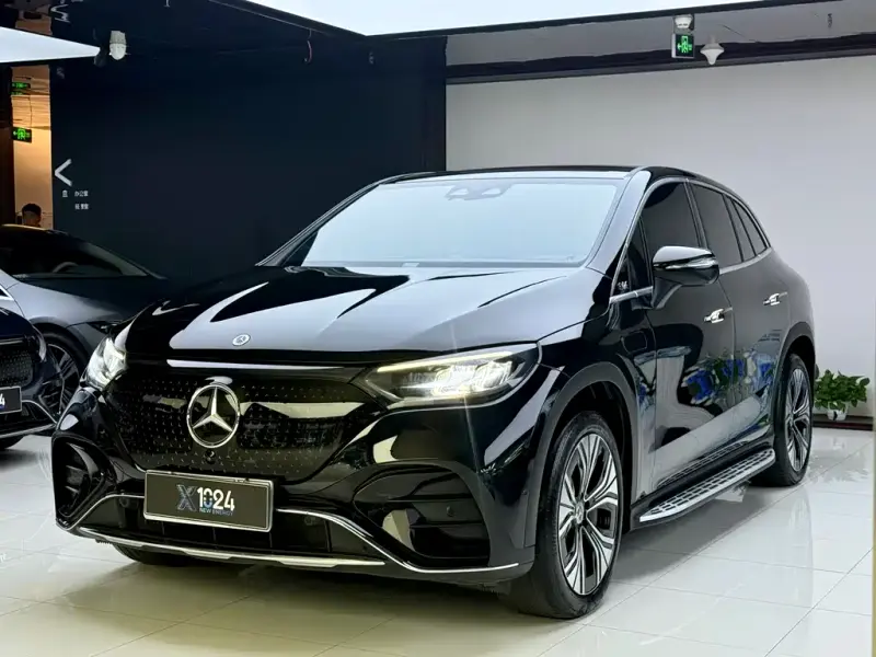 Mercedes-Benz EQE SUV, 2023