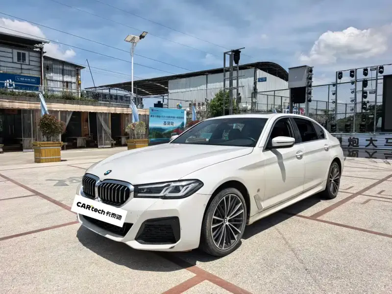 BMW 5 Series, 2022