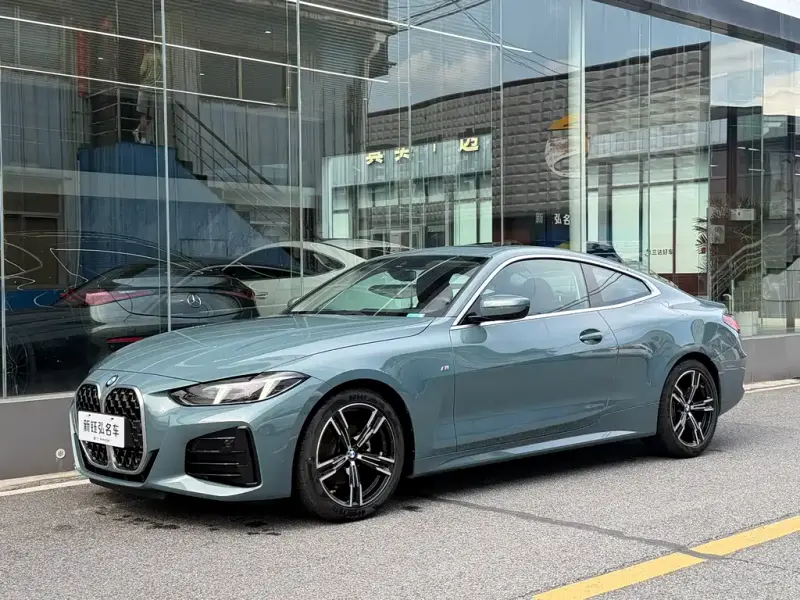 BMW 4 Series, 2025