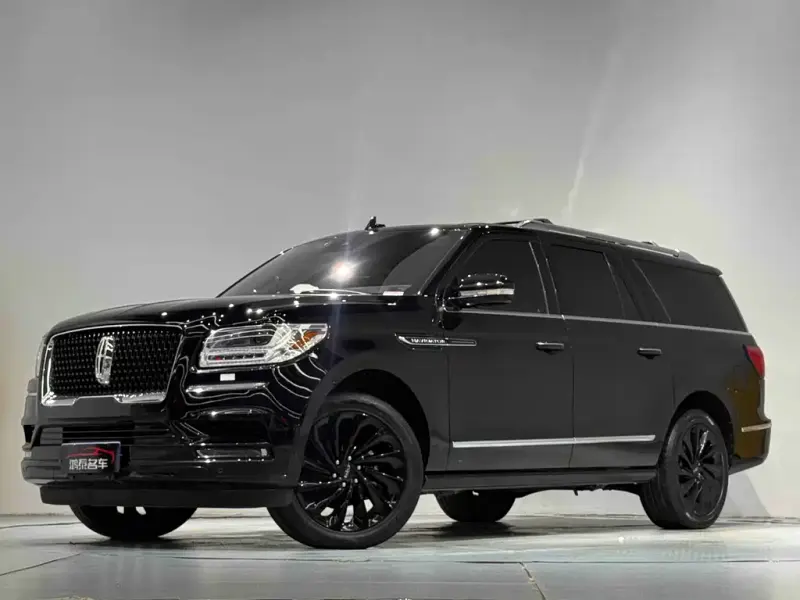 Lincoln Navigator, 2021