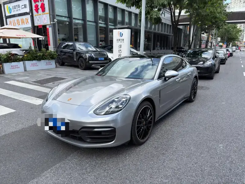Porsche Panamera, 2023