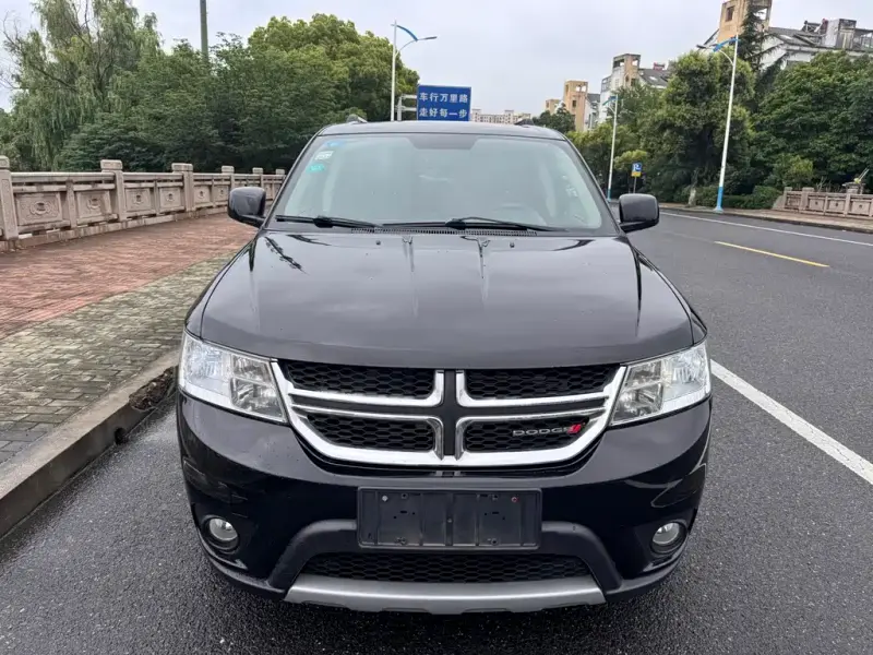 Dodge Journey, 2015