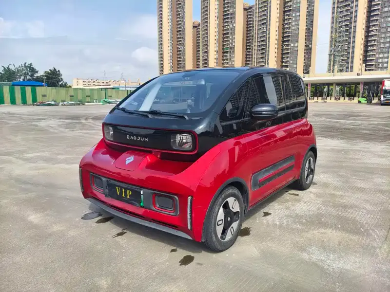 Baojun E300, 2021