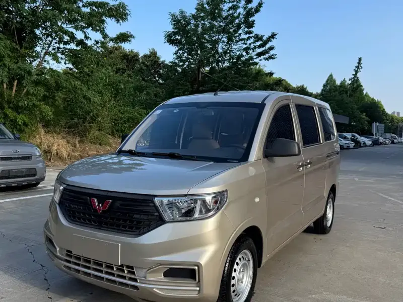 Wuling Hongguang V, 2022
