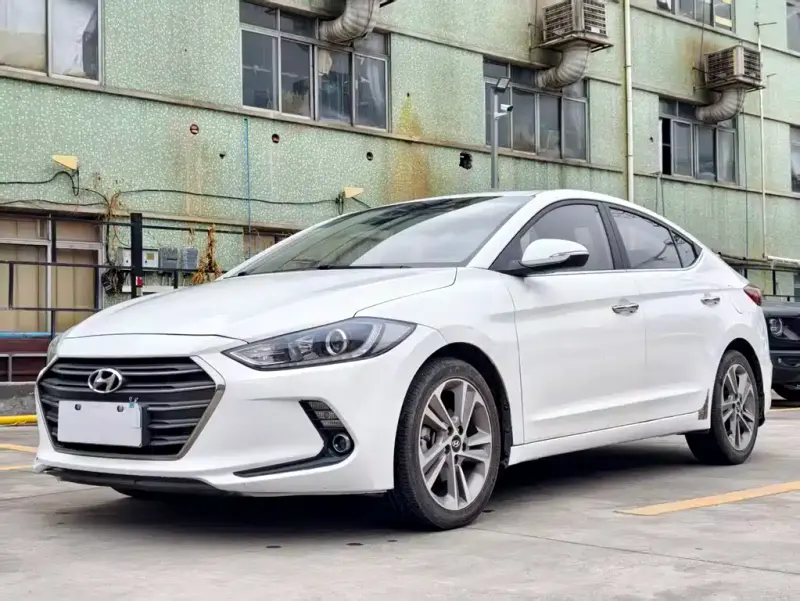 Hyundai Elantra, 2018
