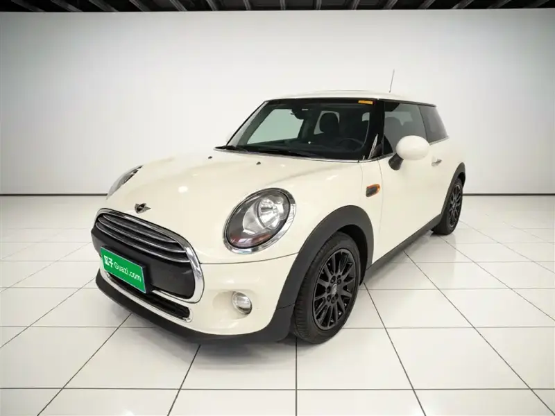 MINI Mini, 2015