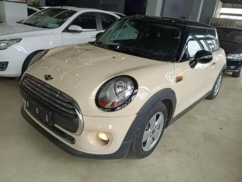 MINI Mini, 2015