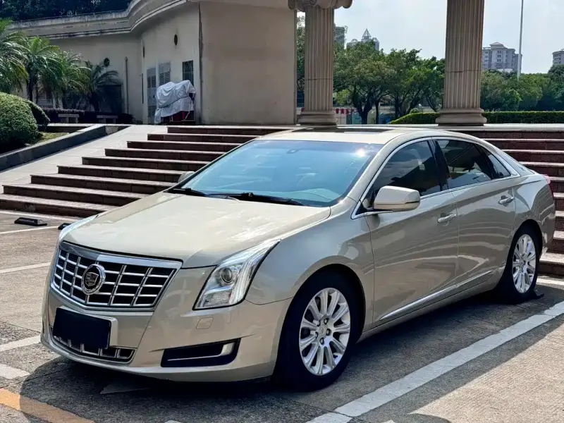 Cadillac XTS, 2015