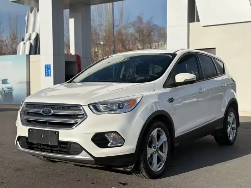Ford Kuga, 2017