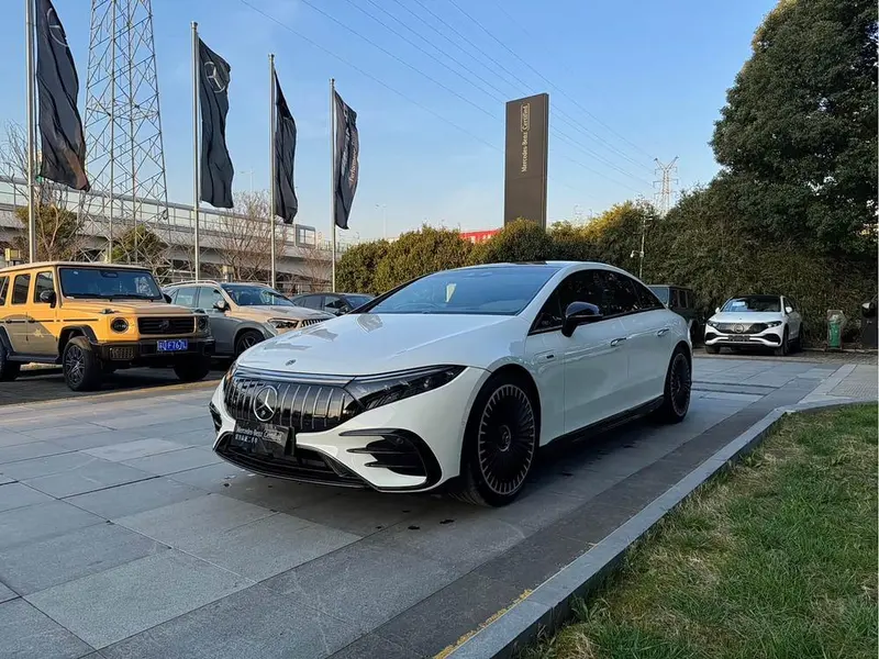 Mercedes-Benz EQS AMG, 2022