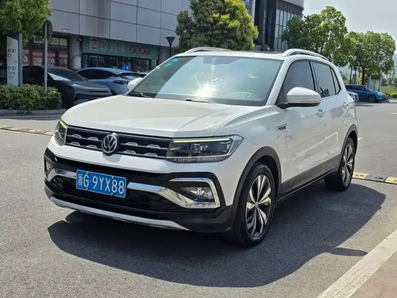 Volkswagen T-Cross, 2019