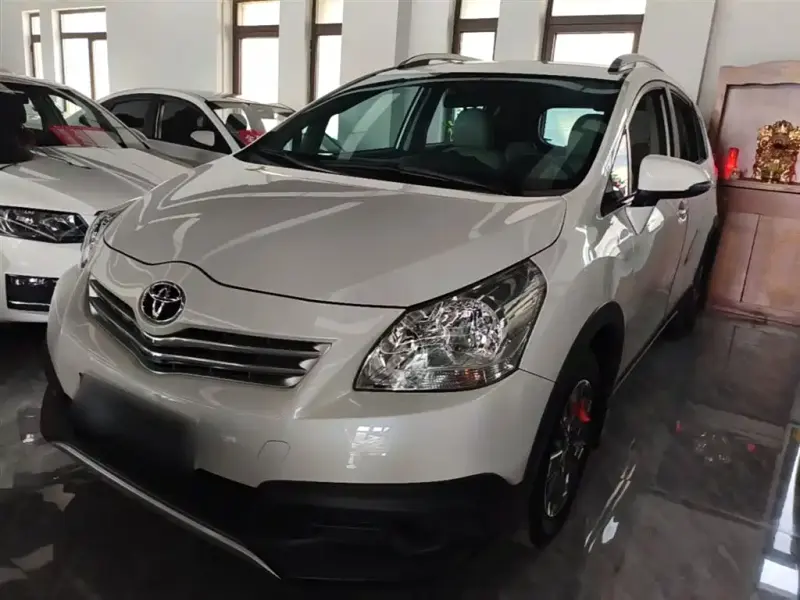 Toyota Verso, 2015