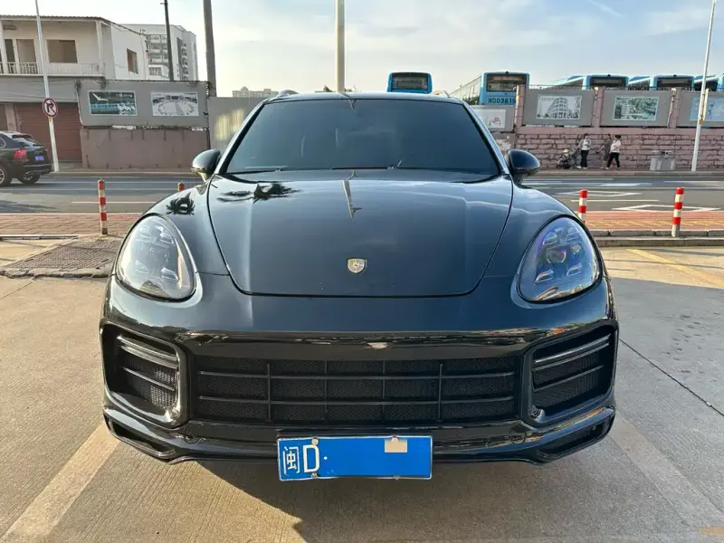 Porsche Cayenne, 2011
