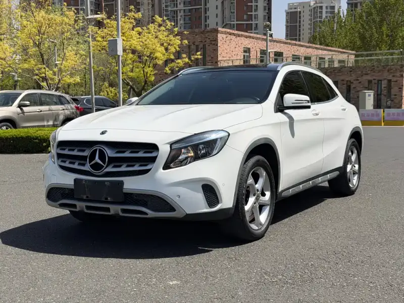 Mercedes-Benz GLA, 2018