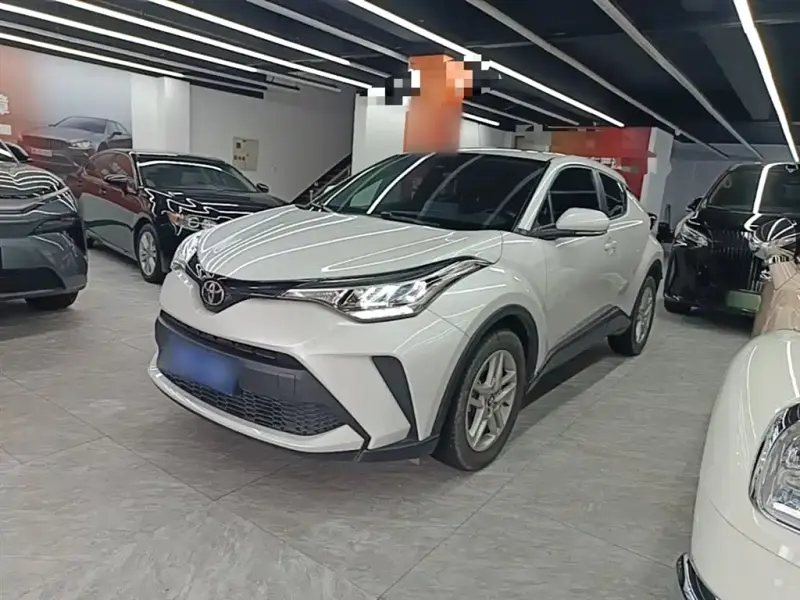Toyota C-HR, 2022