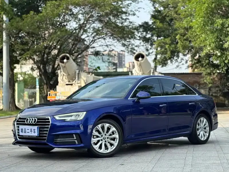 Audi A4L, 2019