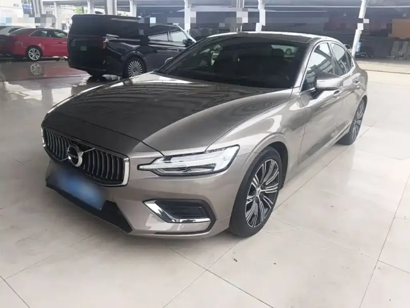 Volvo S60, 2021