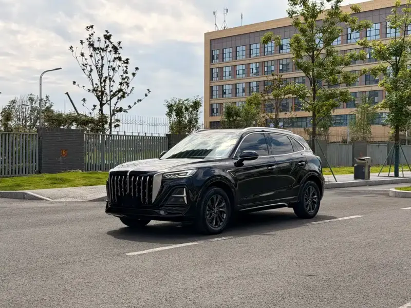 Hongqi HS5, 2023