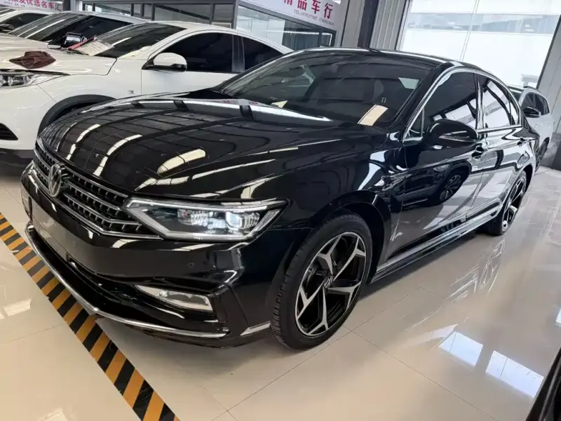Volkswagen Magotan, 2023