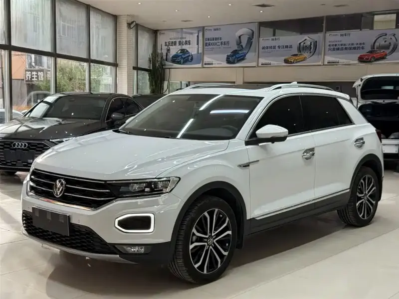 Volkswagen T-Roc, 2022
