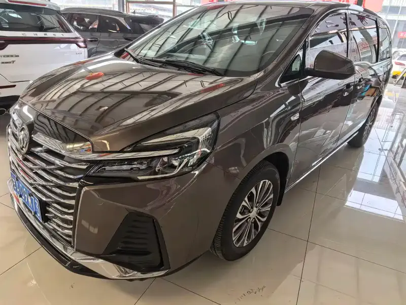 Buick GL8, 2022
