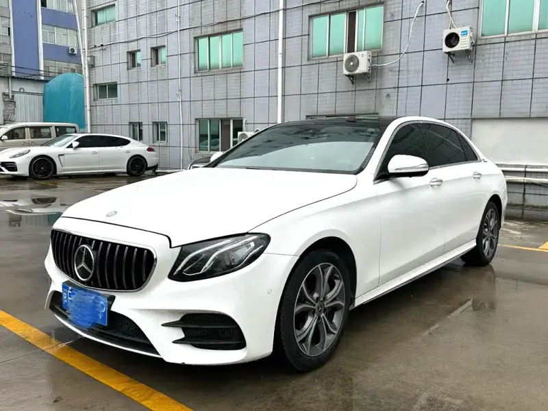 Mercedes-Benz E-Class, 2016