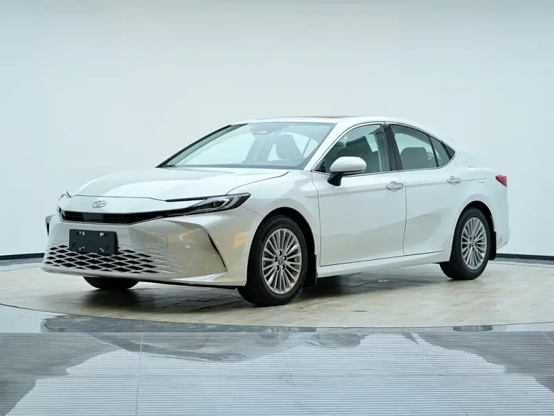 Toyota Camry, 2026