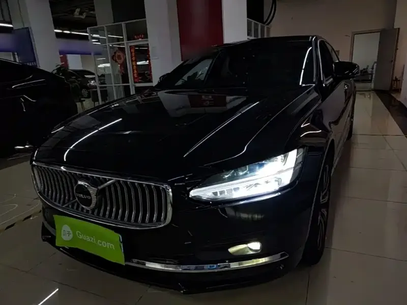 Volvo S90, 2021