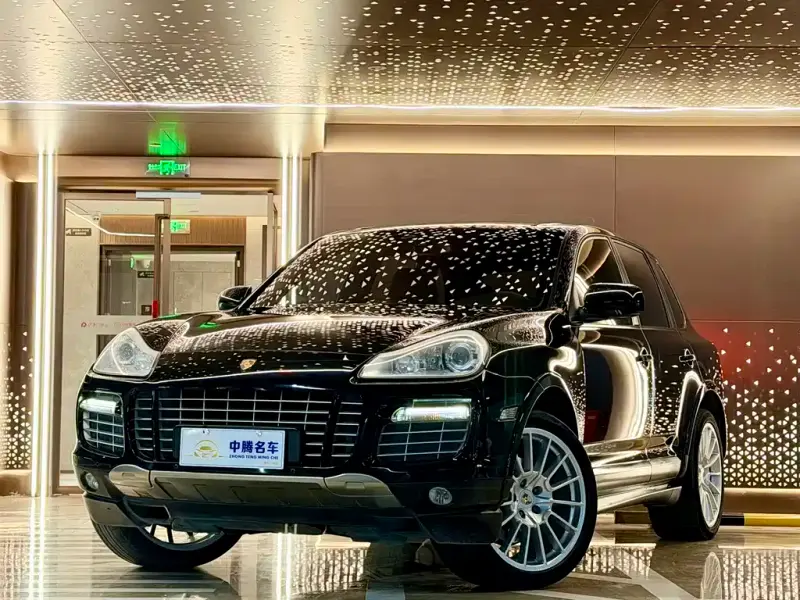 Porsche Cayenne, 2010