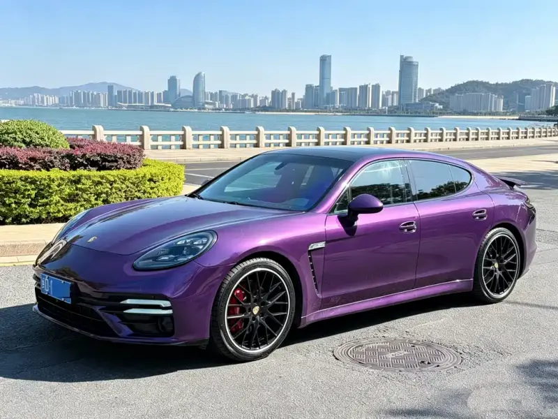 Porsche Panamera, 2012
