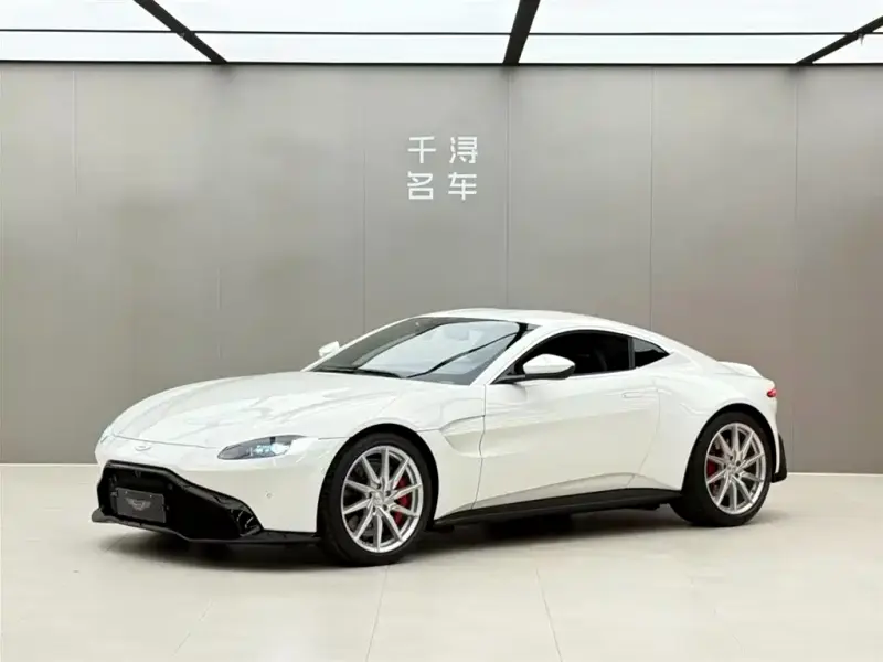 Aston Martin V8 Vantage, 2020