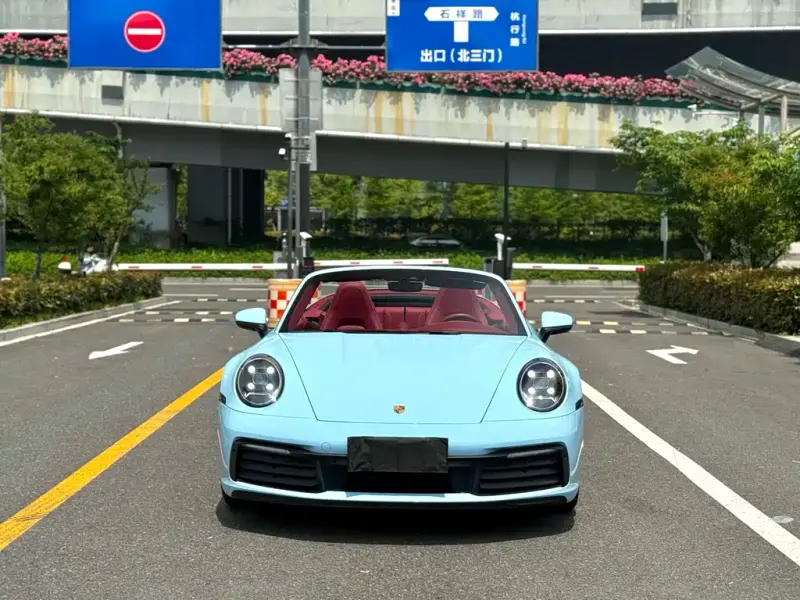 Porsche 911, 2023