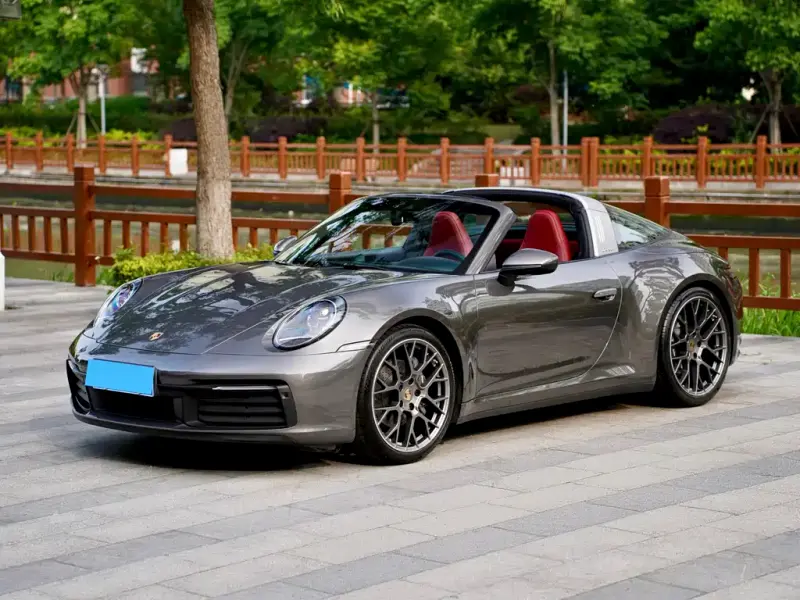 Porsche 911, 2023