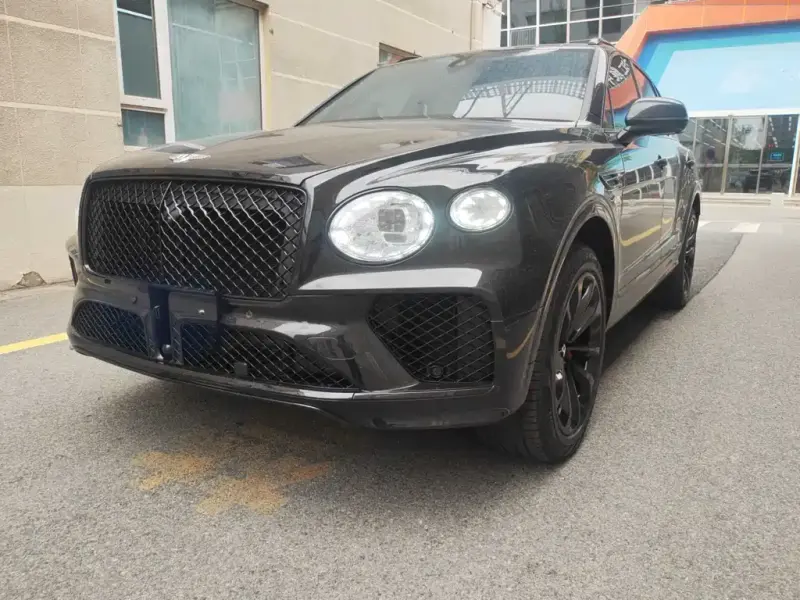 Bentley Bentayga, 2024