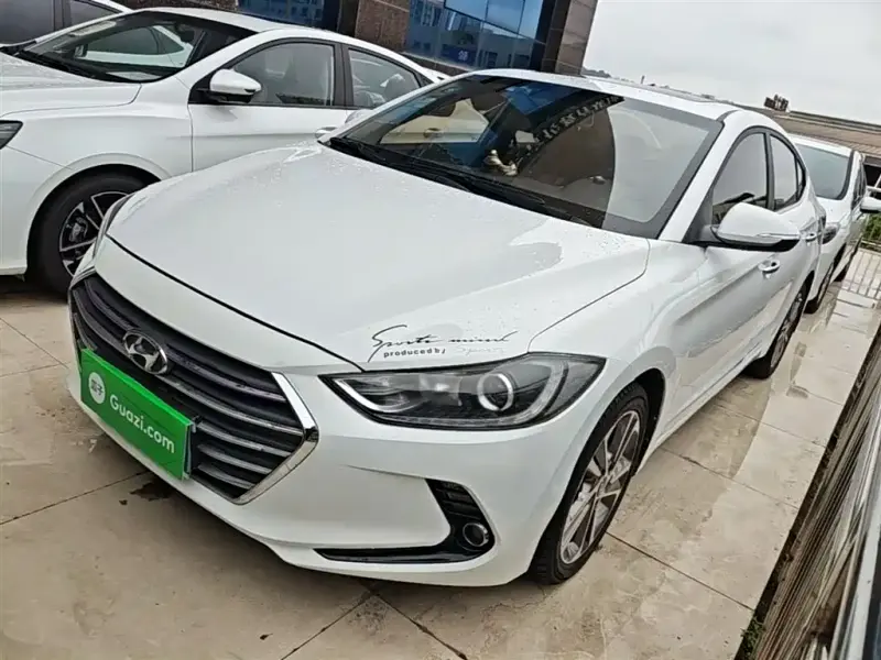 Hyundai Elantra, 2018