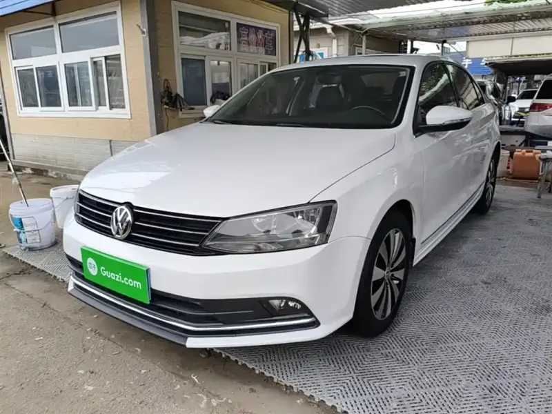 Volkswagen Sagitar, 2017