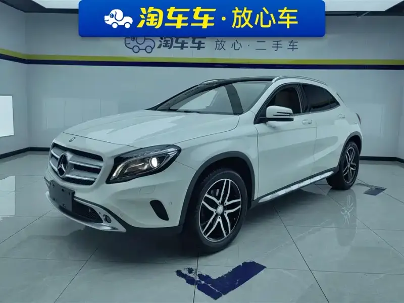 Mercedes-Benz GLA, 2016