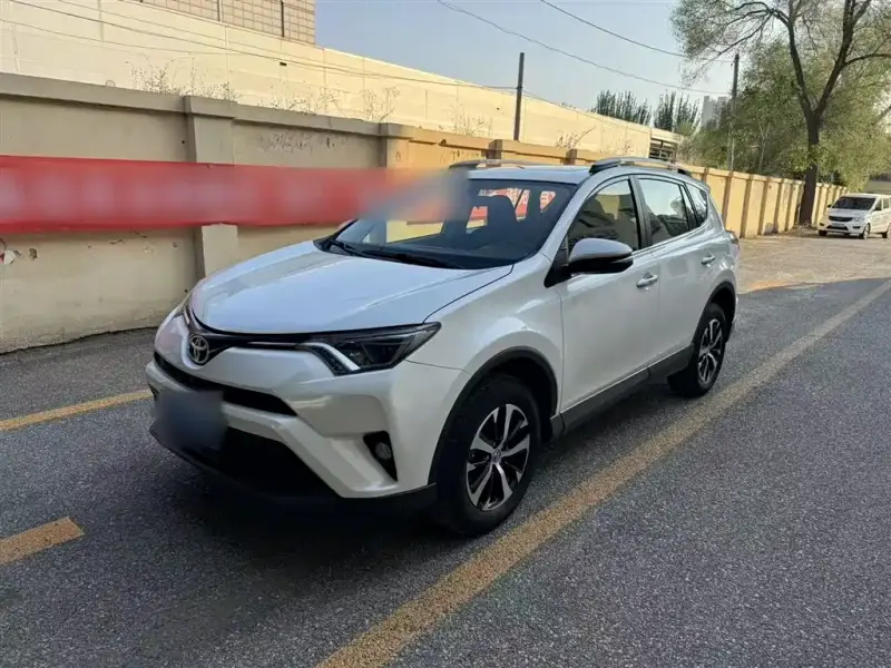 Toyota RAV4, 2016